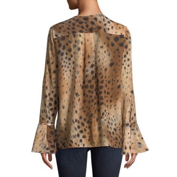 NEW Lafayette 148 Izzie Leopard 100% Silk Blouse Agave Size Medium NWT - Picture 3 of 7